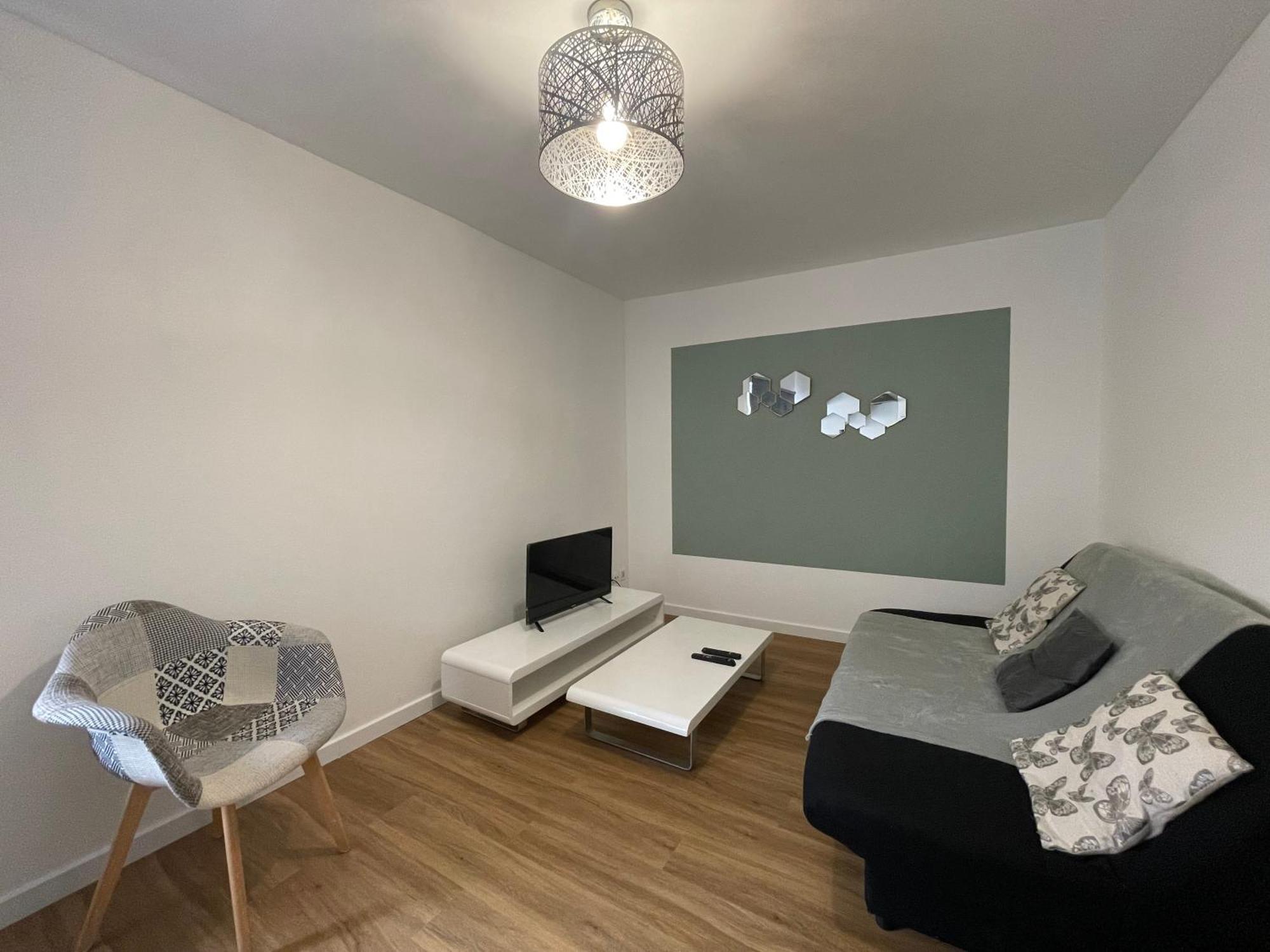 Appartamento Hexagone Wifi Un Sejour A Part Longeville-les-Metz Esterno foto