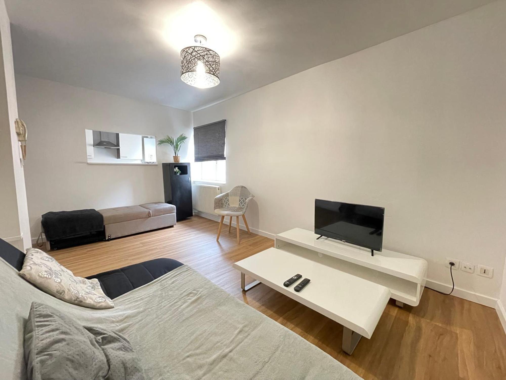 Appartamento Hexagone Wifi Un Sejour A Part Longeville-les-Metz Esterno foto